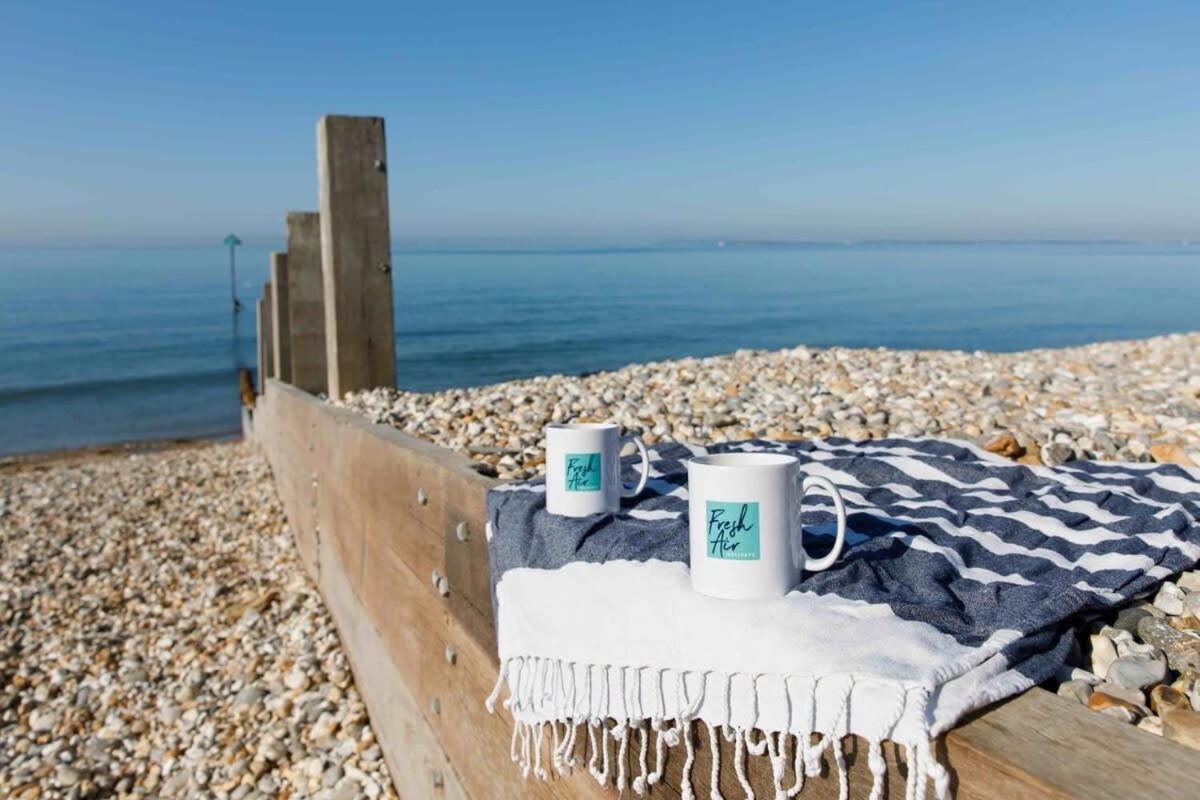 Two Bed Seafront Escape In East Wittering 아파트 외부 사진